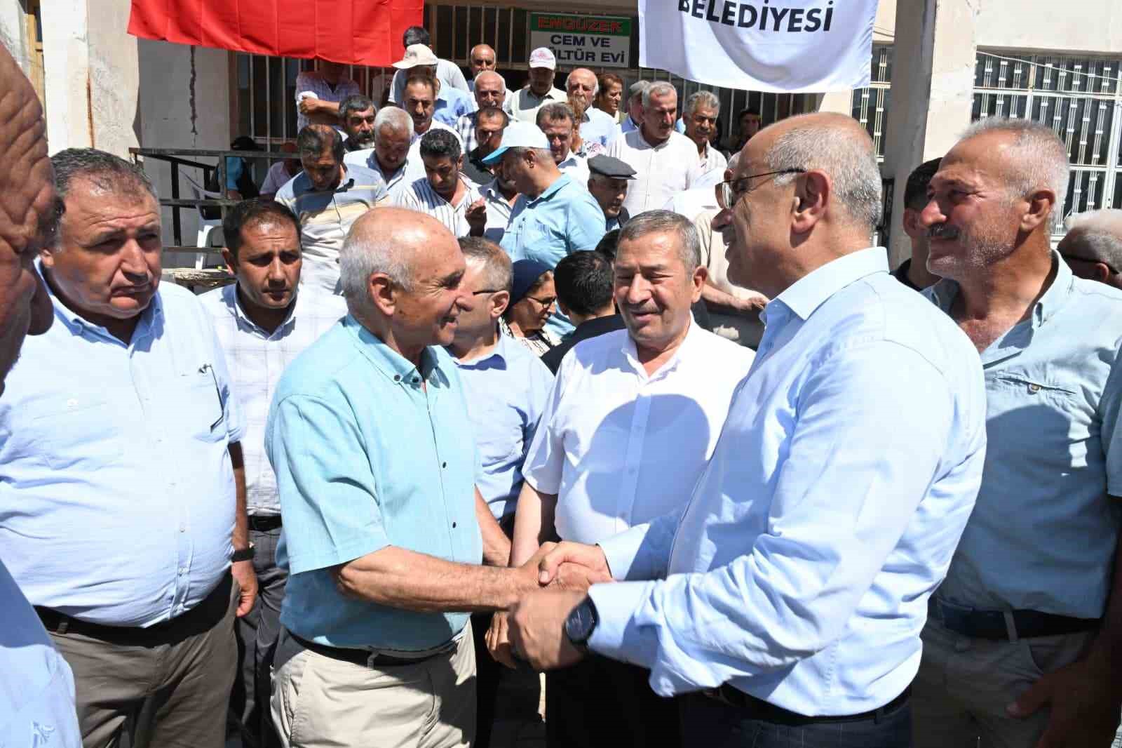 Başkan Er, Darende’de aşure programına katıldı