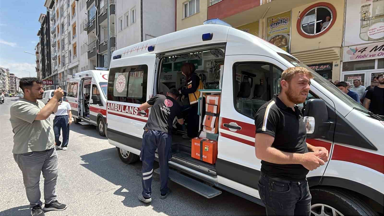 Niğde’de nişanlı çiftin ’ayrılık’ kavgası kanlı bitti: 1 kişi yaralandı