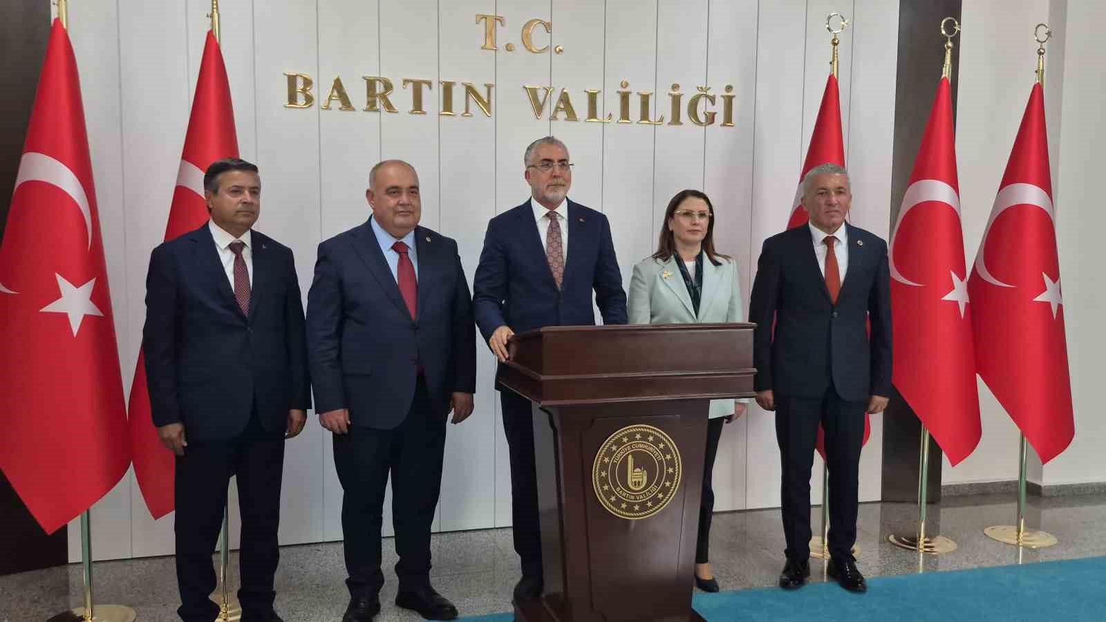 Çalışma ve Sosyal Güvenlik Bakanı Vedat Işıkhan: ’’Türkiye artık gelişmelerin seyrine yön veren bir ülkedir’’