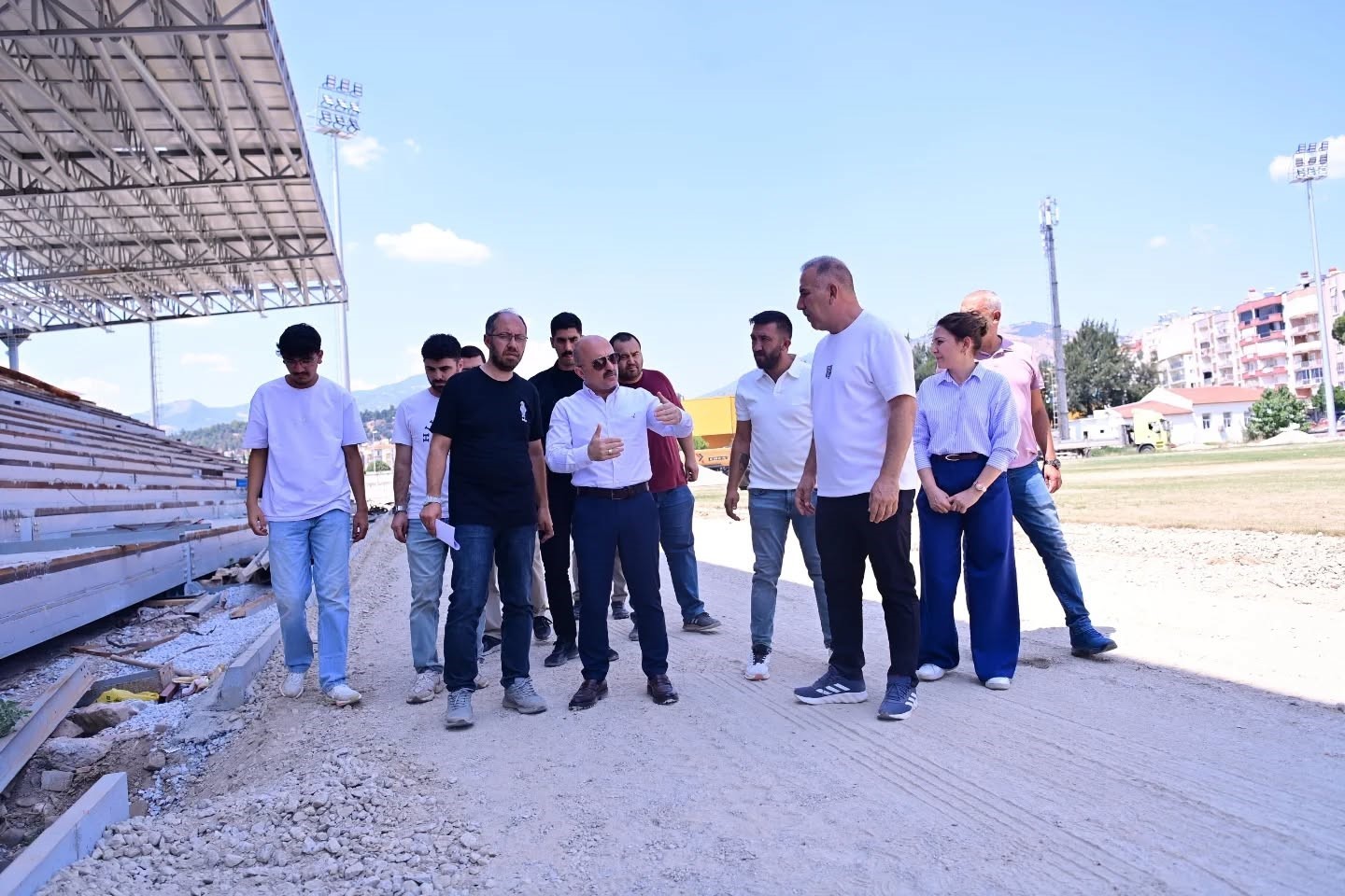 Aydın’da 6 bin kişilik Adnan Menderes Stadyumu’nun yapımı sürüyor