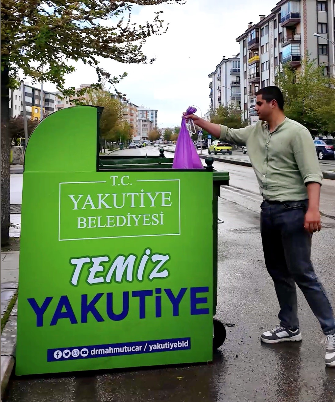 Yakutiye Belediyesi’nden estetik ve çevre dostu yeni çöp konteyner sistemi