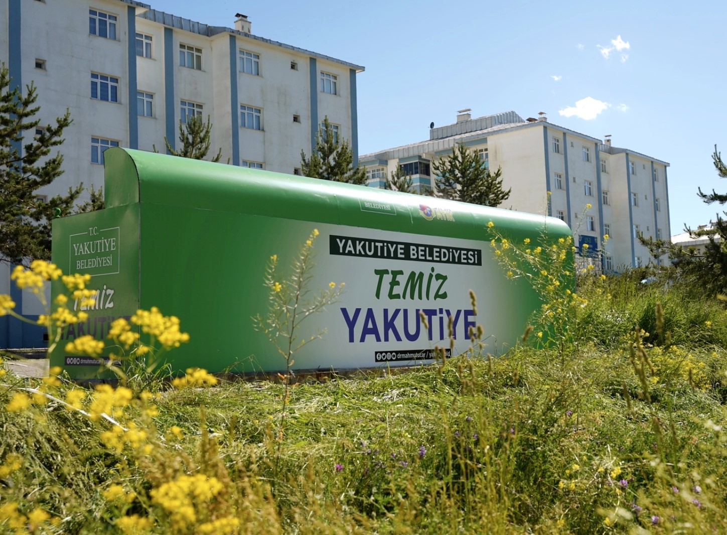 Yakutiye Belediyesi’nden estetik ve çevre dostu yeni çöp konteyner sistemi