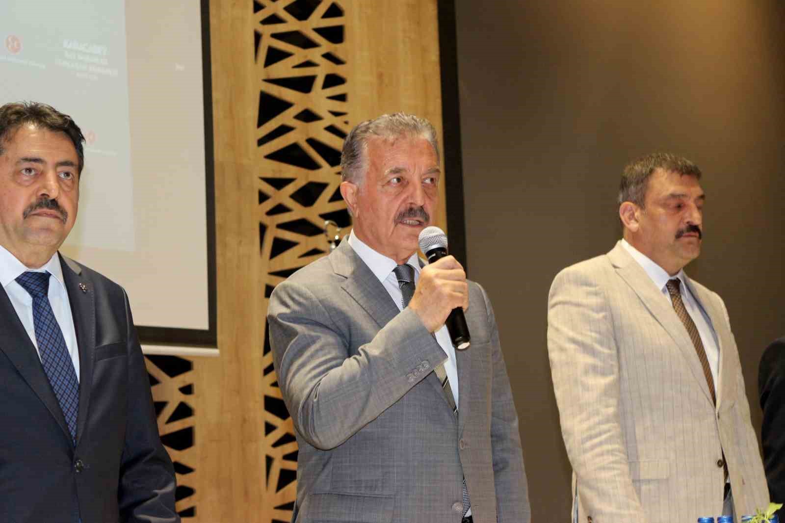 MHP Karacabey’de Mehmet Mahken güven tazeledi