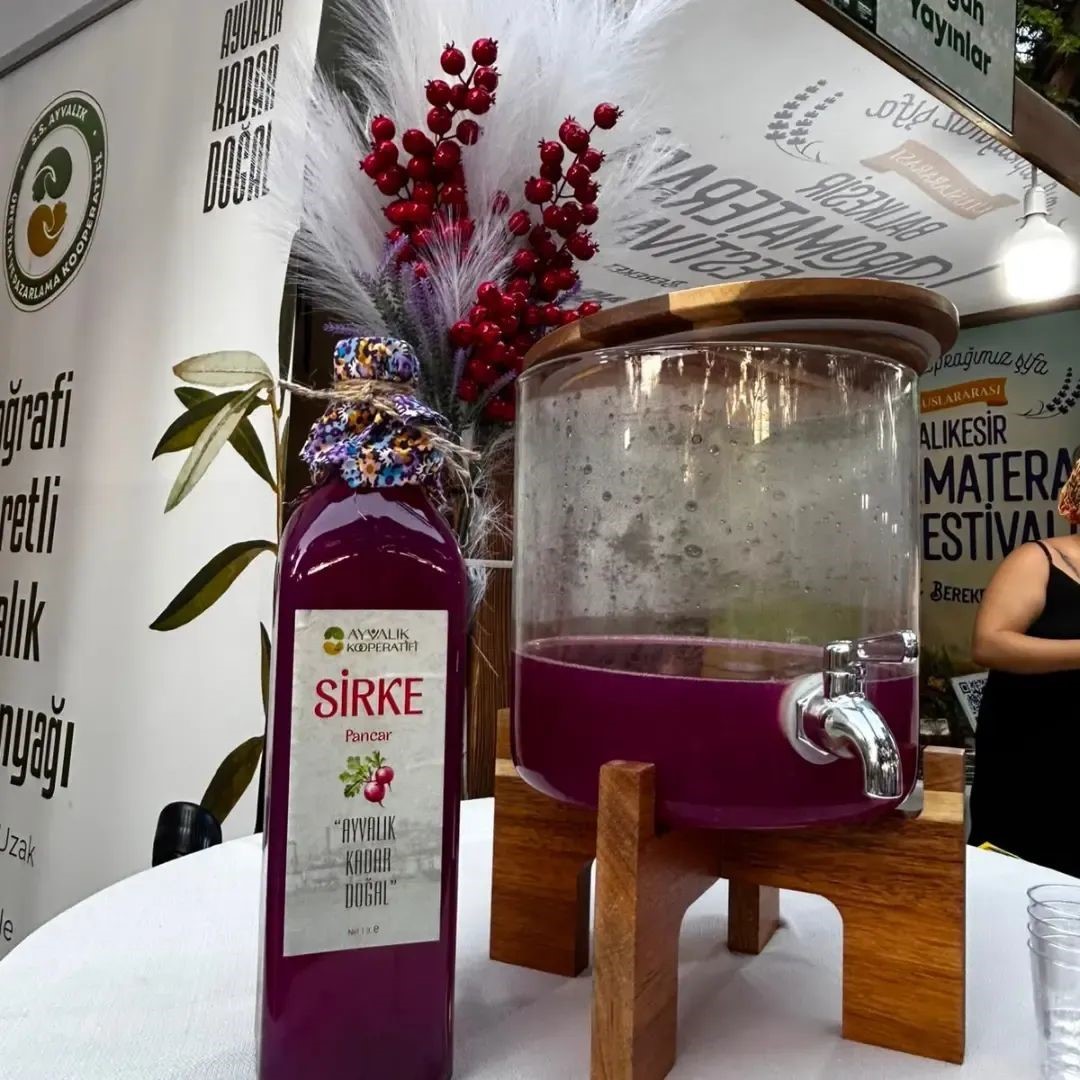 Ayvalık’ın yöresel lezzetleri 7. Aromaterapi Festivali’nde büyük ilgi gördü