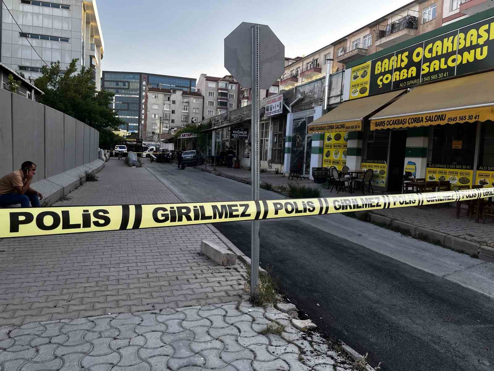 Niğde’de kıraathanede silahlı kavga: 4 yaralı