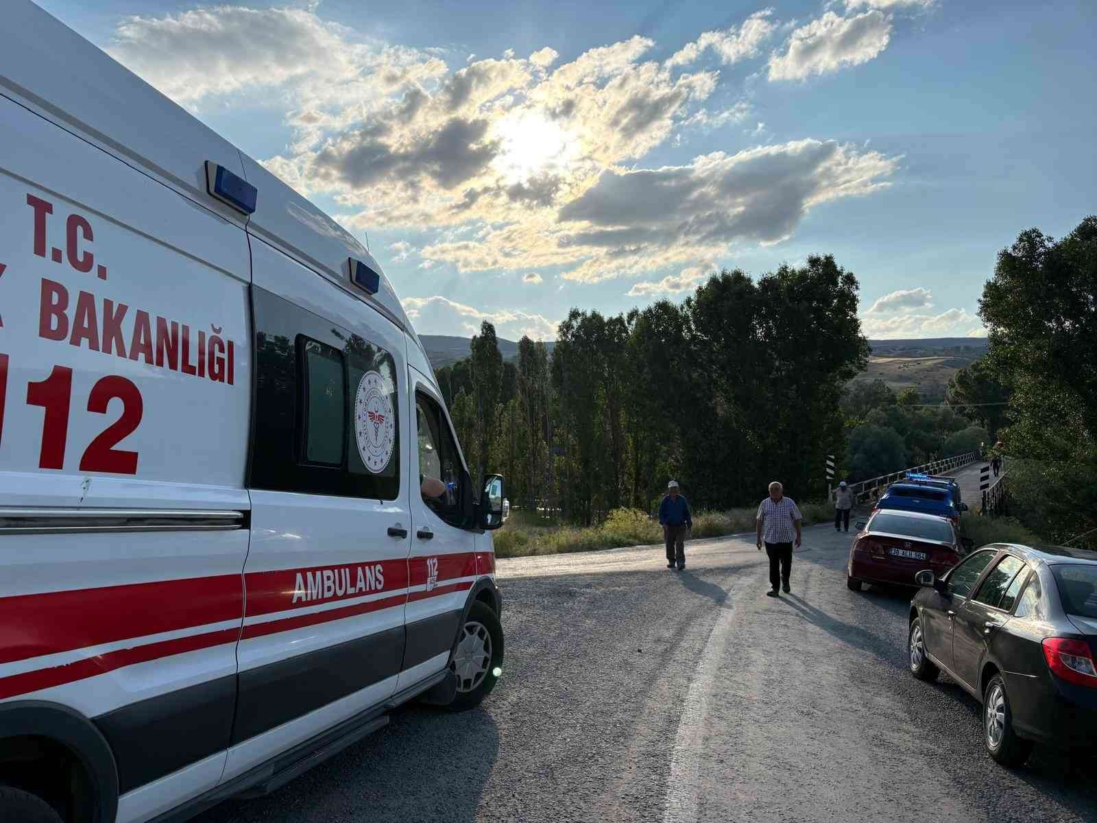 Kızılırmak Nehri’nde çırpınan çocuğunu kurtarmak için suya giren baba kayboldu