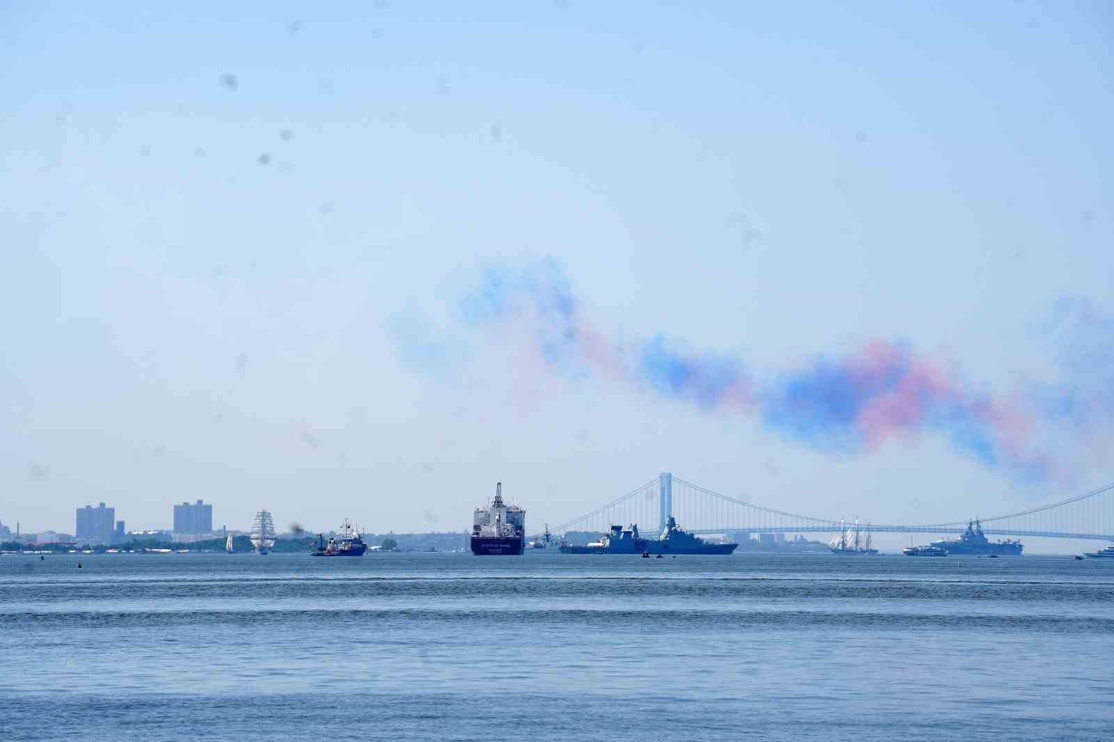 ABD’nin bağımsızlığının 250. yılı New York’ta hava ve deniz törenleriyle kutlandı