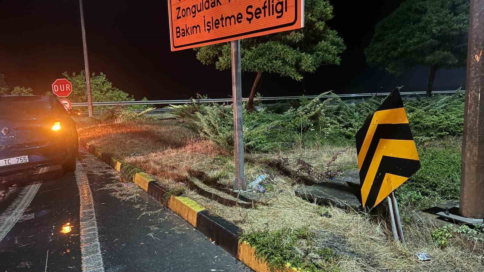 Alaplı Akçakoca yolunda kaza;5 yaralı