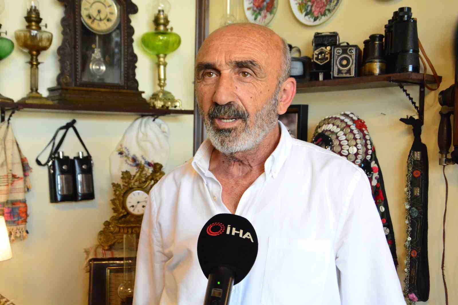 Çocukluk hayalini emekli olunca gerçekleştirdi, 18 yıldır antika ürünleri geleceğe taşıyor
