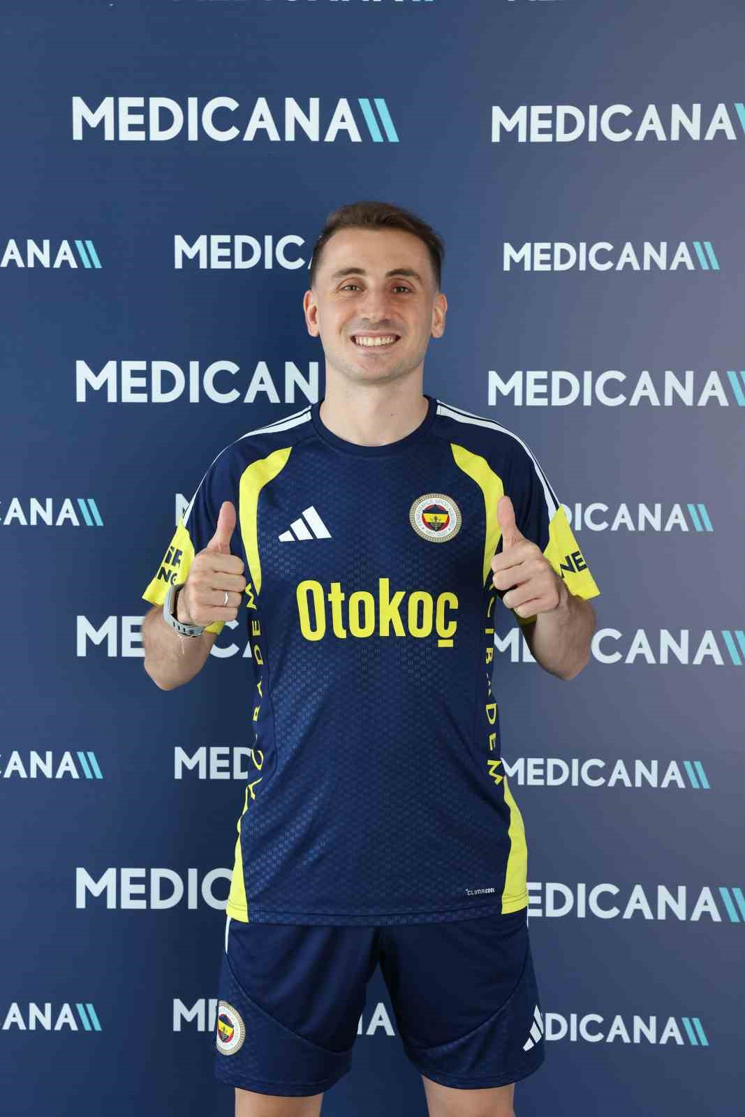Fenerbahçe’de milli futbolcular sağlık kontrolünden geçti