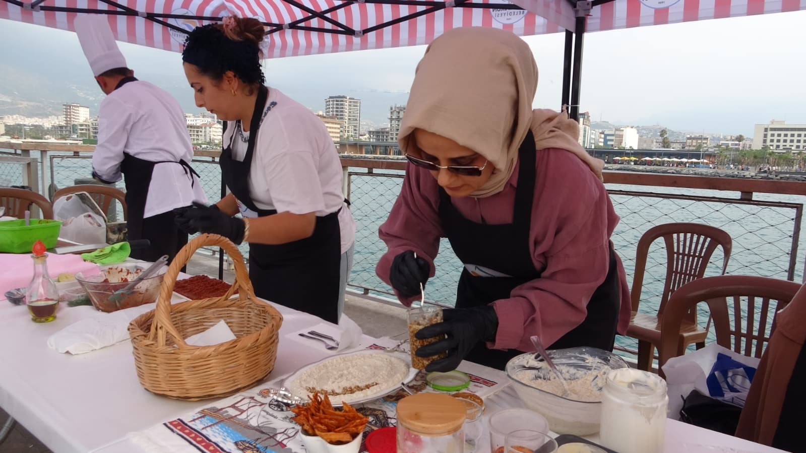 Gastronomi şehrinin damak çatlatan lezzetleri yarıştı