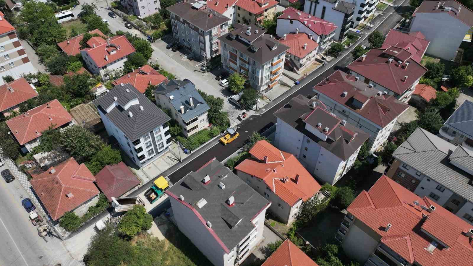 Bolu Belediyesi 2 sokakta üstyapı çalışmalarını tamamladı: Yollar trafiğe açıldı