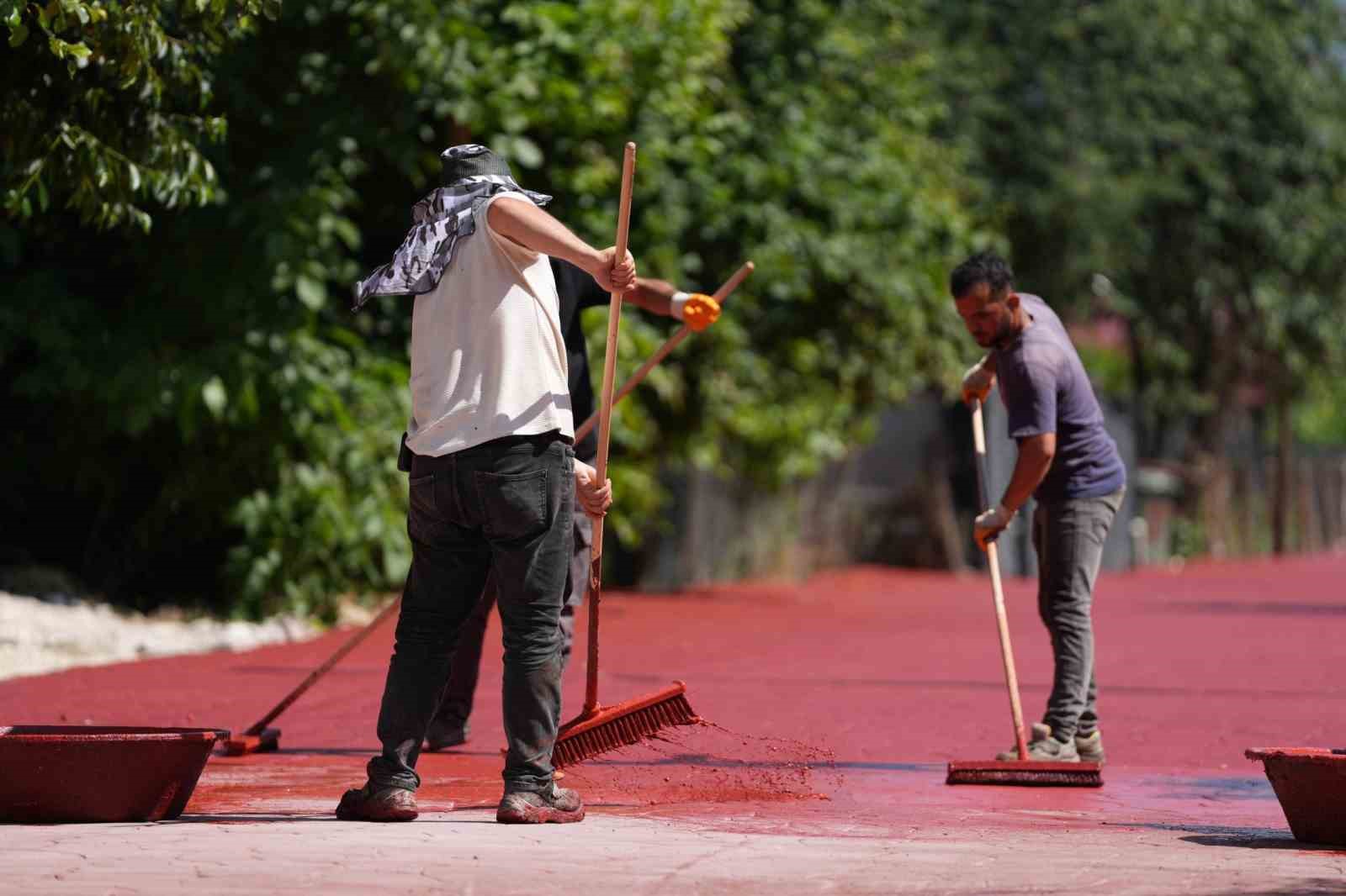 Bolu Belediyesi 2 sokakta üstyapı çalışmalarını tamamladı: Yollar trafiğe açıldı