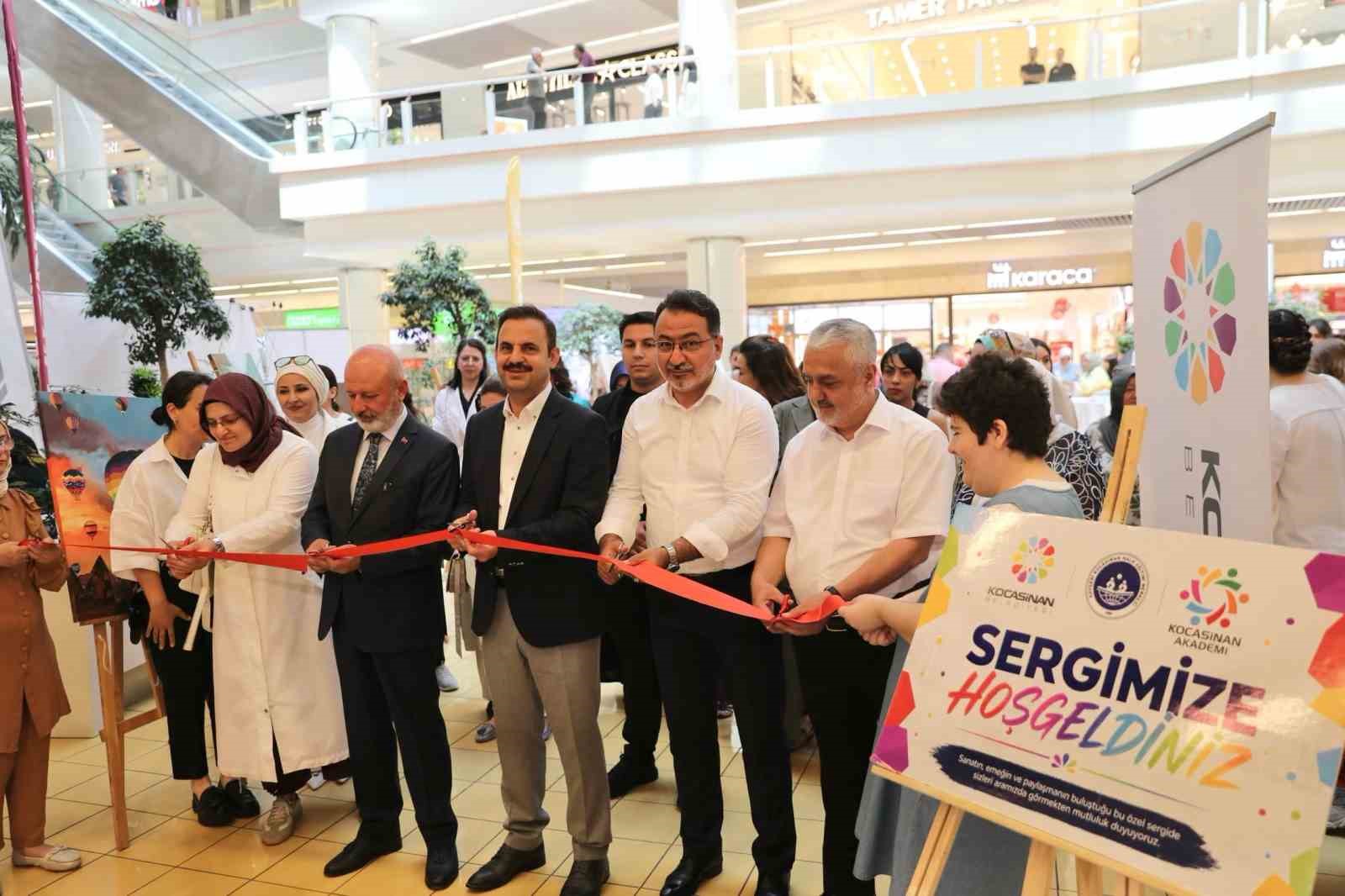 Başkan Çolakbayrakdar: "Kocasinan Akademi, hayatlara dokunan bir başarı markasına dönüştü"