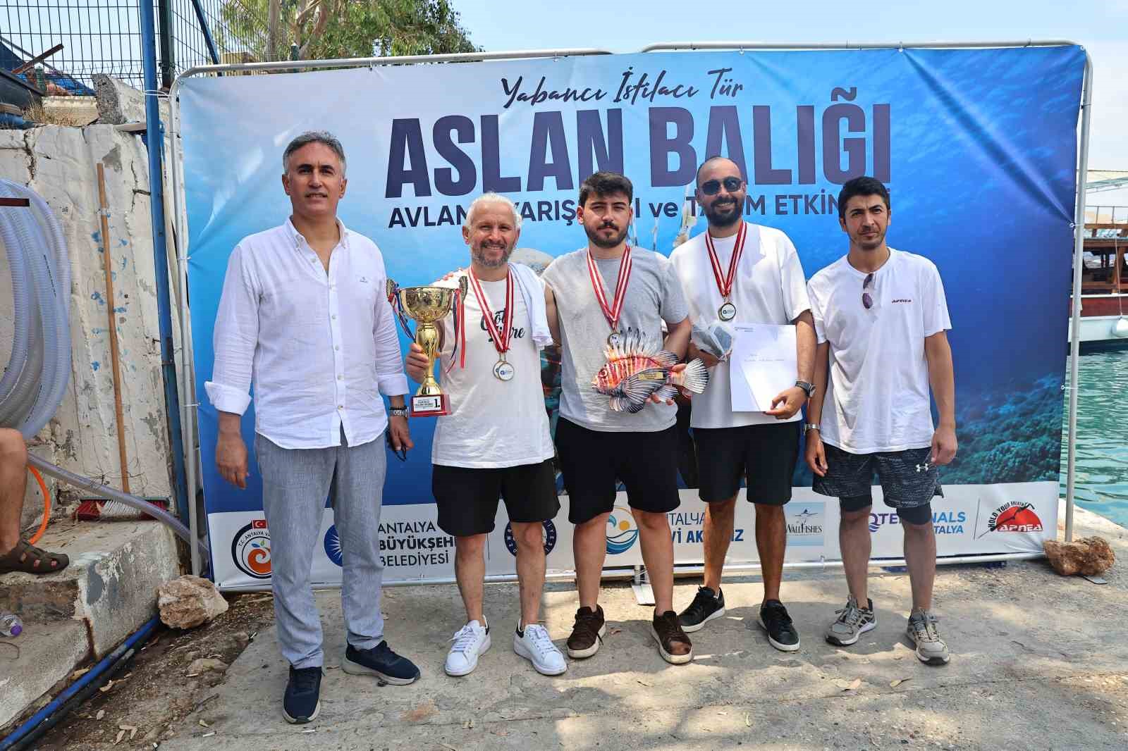 İstilacı tür aslan balığını önce avladılar, sonra tadına baktılar