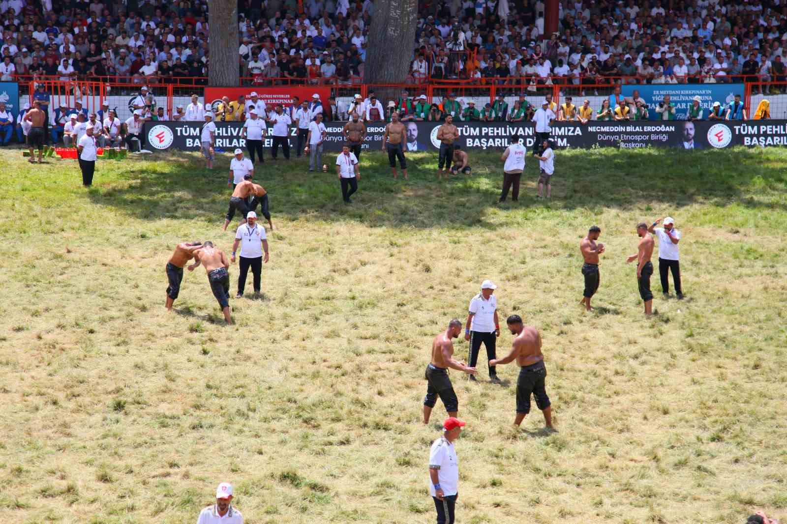 Kırkpınar’da son şampiyon Orhan Okulu ile Ali Gürbüz çeyrek finalde elendi