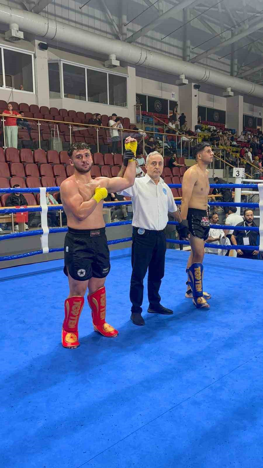 Şampiyonadan dereceden dönen Kastamonulu 4 sporcu milli takım forması giyecek