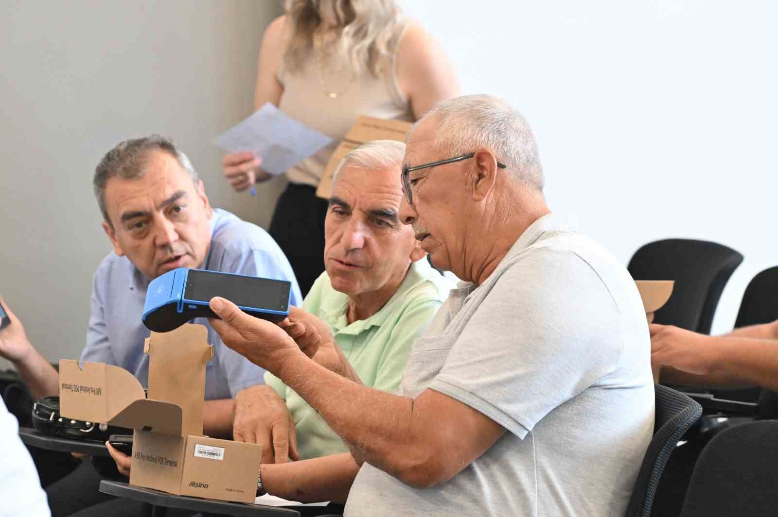 Türkiye’de ilk olan ’MASKİ GO’ sistemi muhtarlara tanıtıldı
