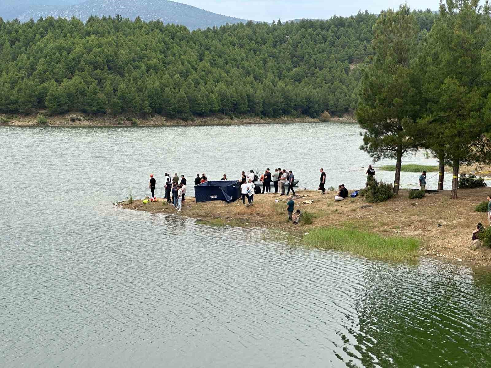 Serinlemek için girdiği baraj gölünde cansız bedeni bulundu