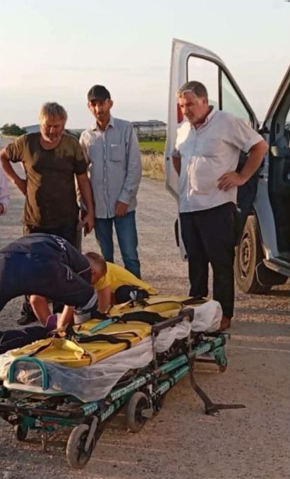 Sürücü adayı direksiyon hakimiyetini kaybetti, araç sulama kanalına düştü