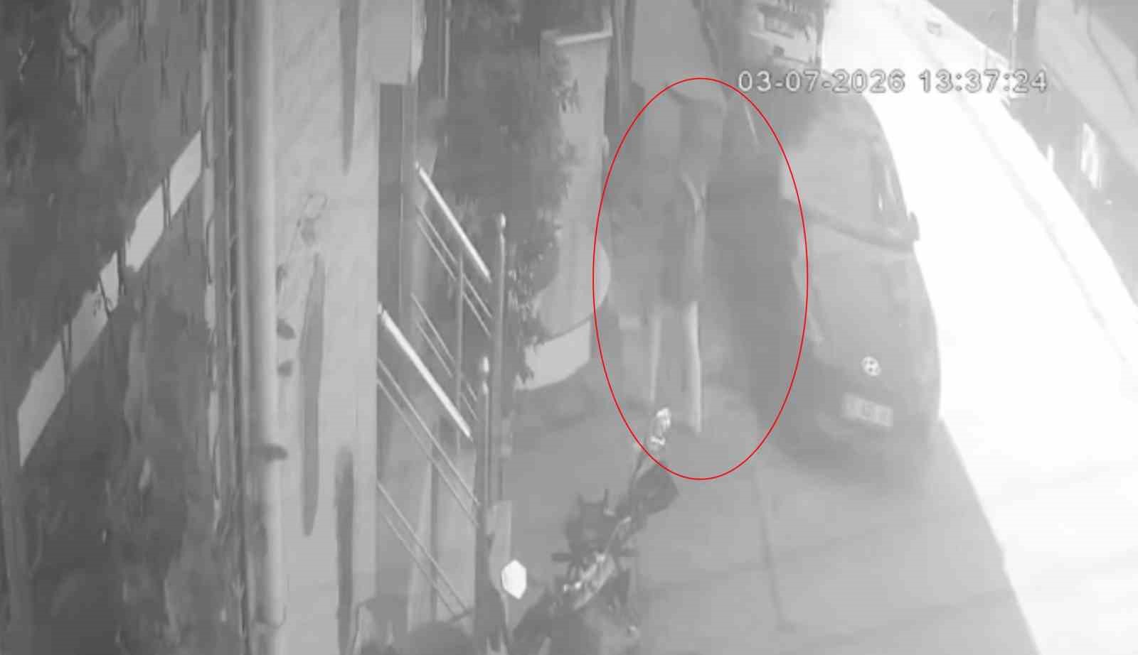 Kuaförde 3 bin 400 liralık işlem yaptırdı, ücret ödemeden kaçtı