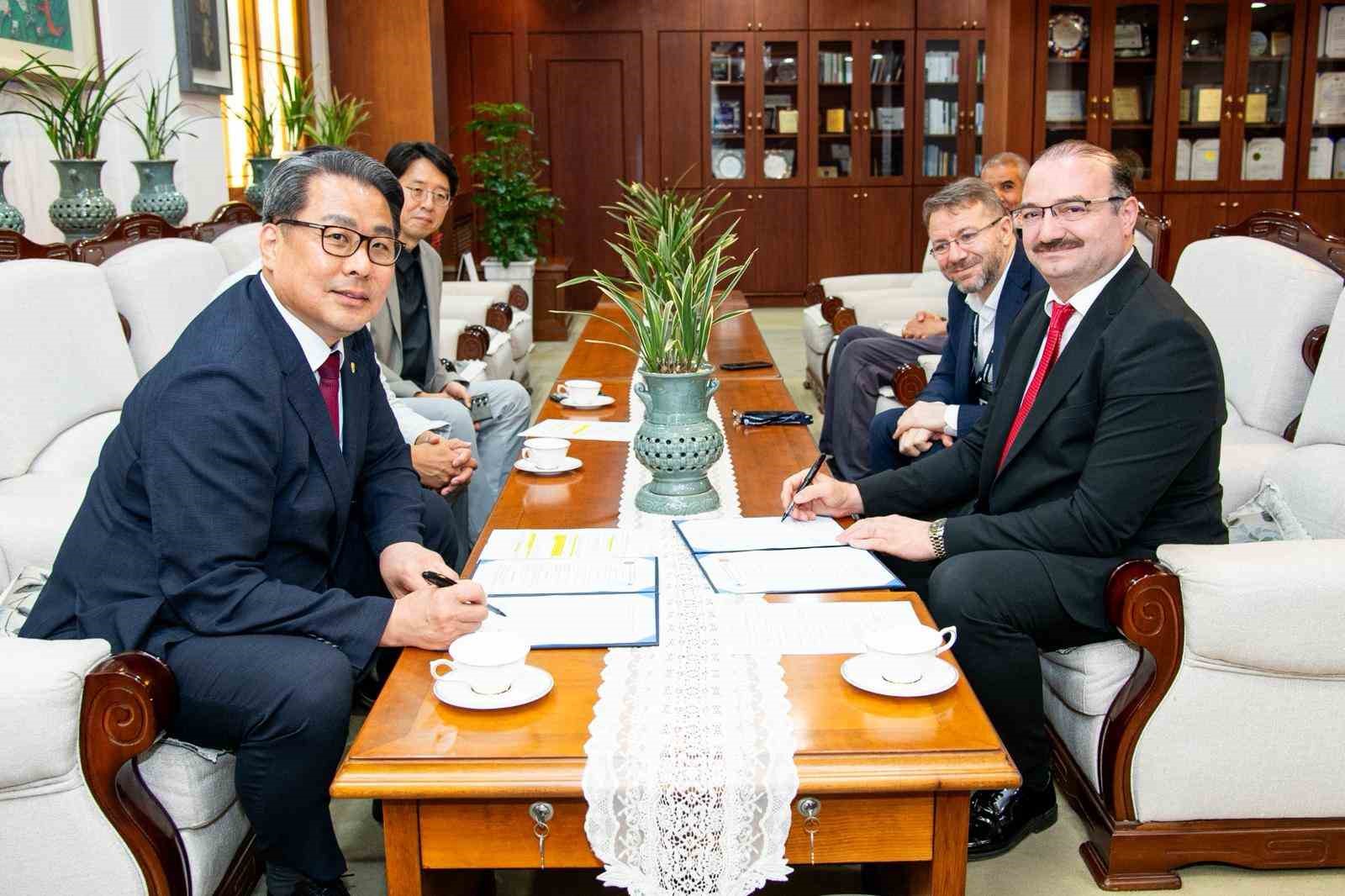 Atatürk Üniversitesi ile Daegu Haany Üniversitesi arasında akademik iş birliği anlaşması imzalandı