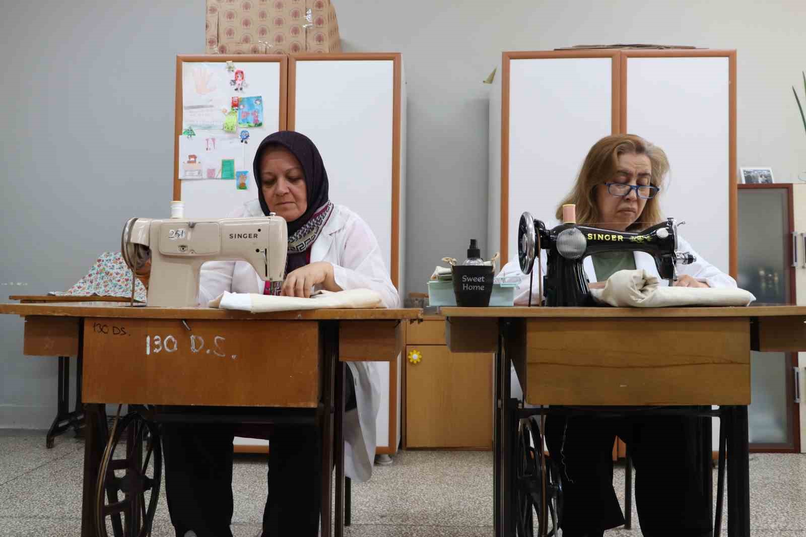 Asırlık gelenek geleceğe ilmek ilmek işleniyor