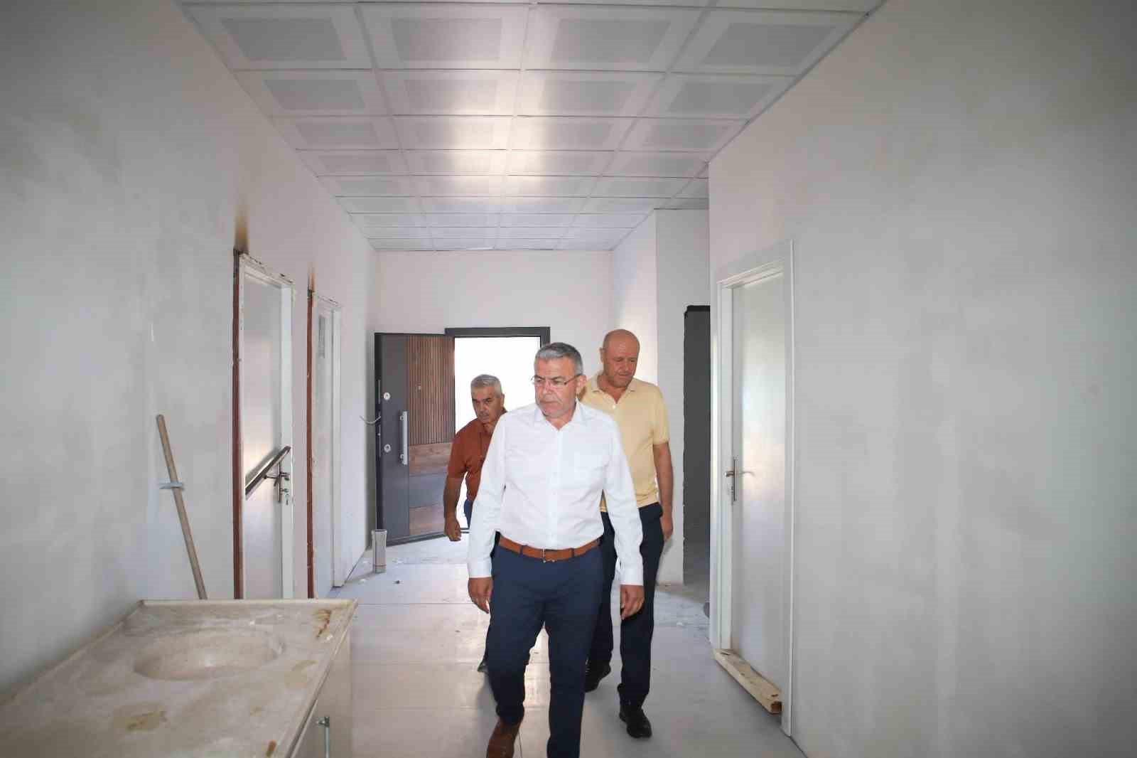 Ilıdağ Mahallesi’ndeki yeni sağlık ocağı hizmet binasında inceleme