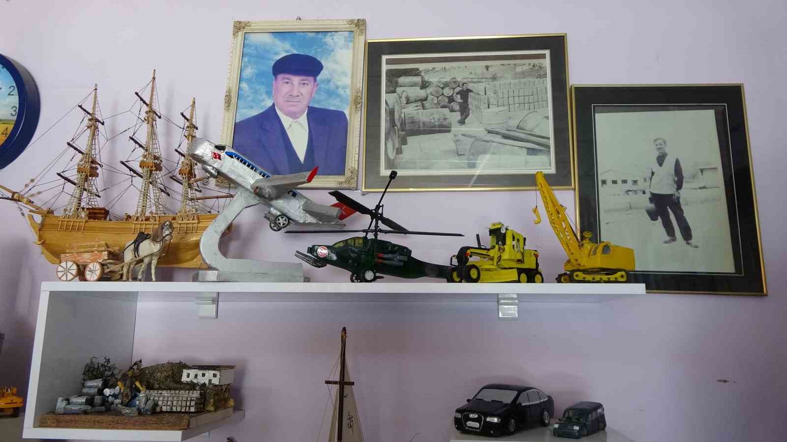 Torun sevgisi sayesinde ürettiği maketler ilgi odağı oldu