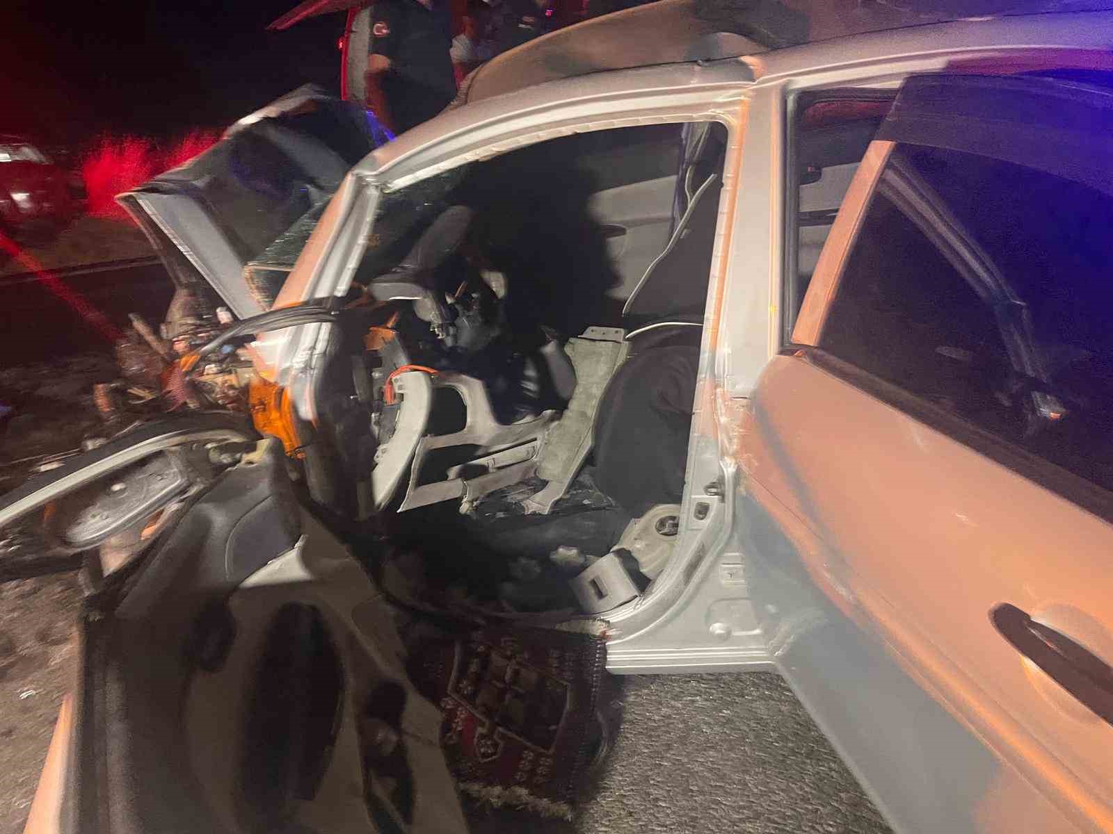 Malatya’da tır ile otomobil çarpıştı: 3 ölü, 1 yaralı