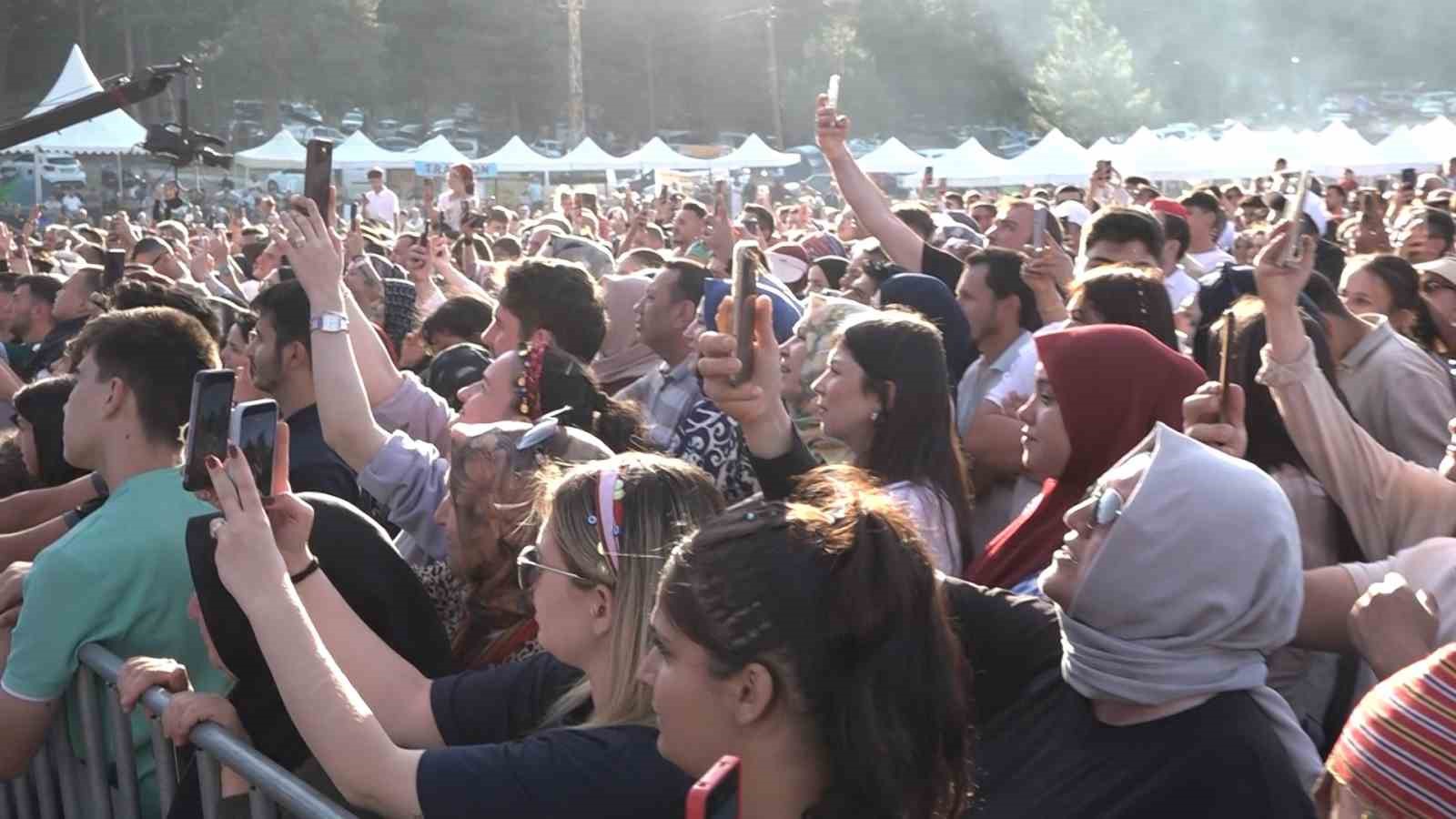 30 bin Giresunlu Bursa’da buluştu, 3 gün 3 gece horon coşkusunu doyasıya yaşadı