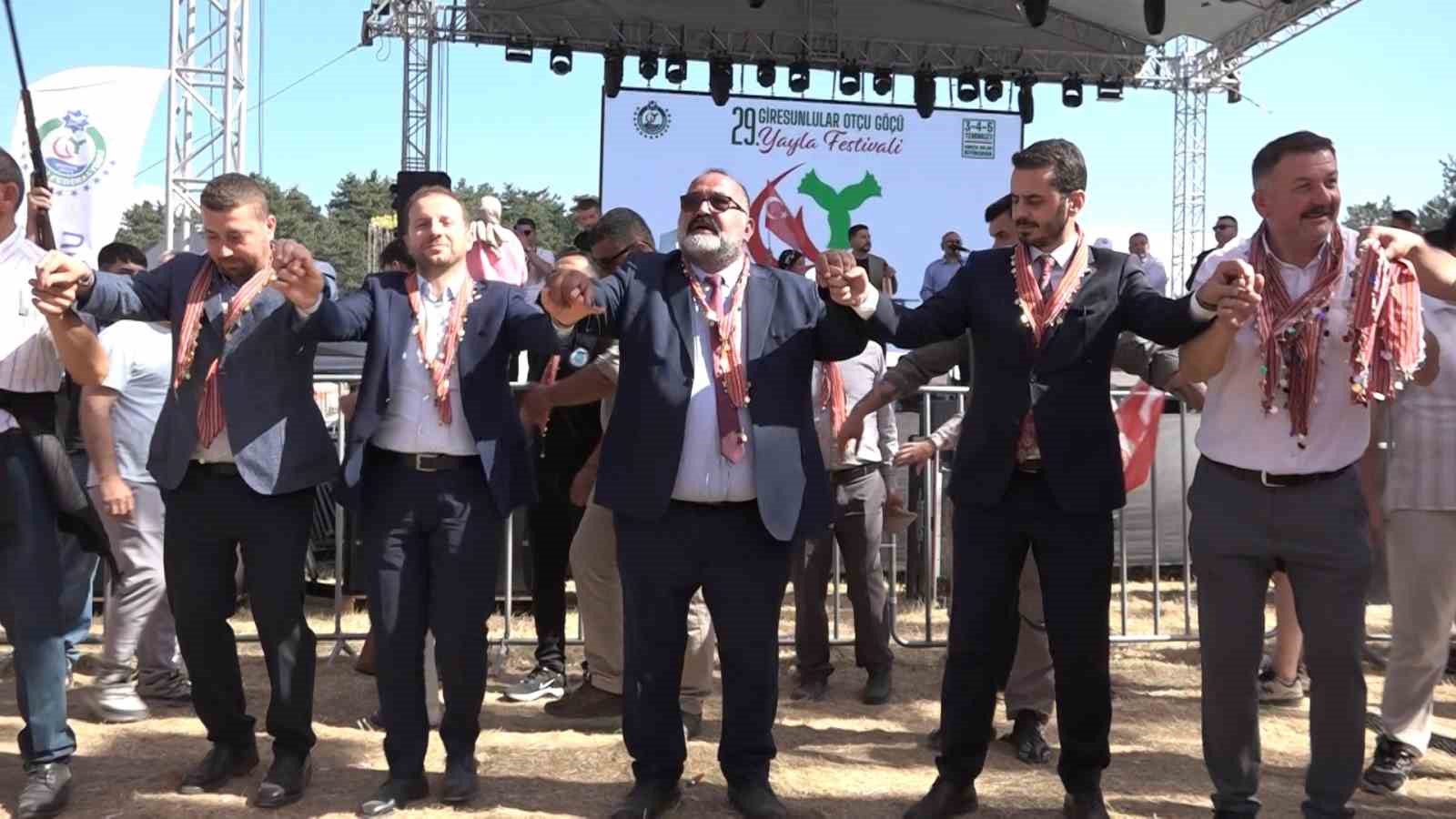 30 bin Giresunlu Bursa’da buluştu, 3 gün 3 gece horon coşkusunu doyasıya yaşadı
