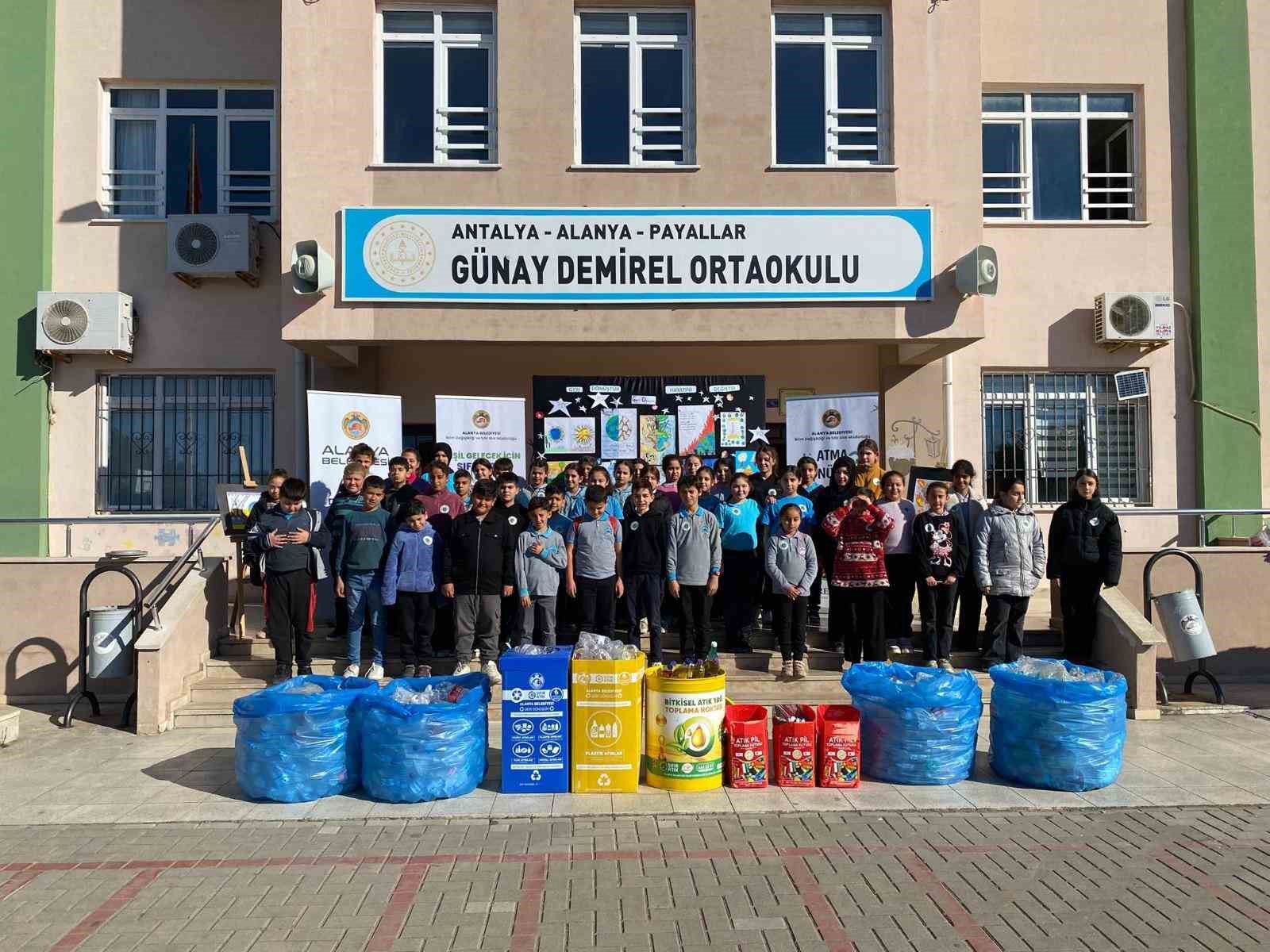 Alanya’da geleceğe yeşil yatırım: 3 bini aşkın öğrenciye çevre eğitimi