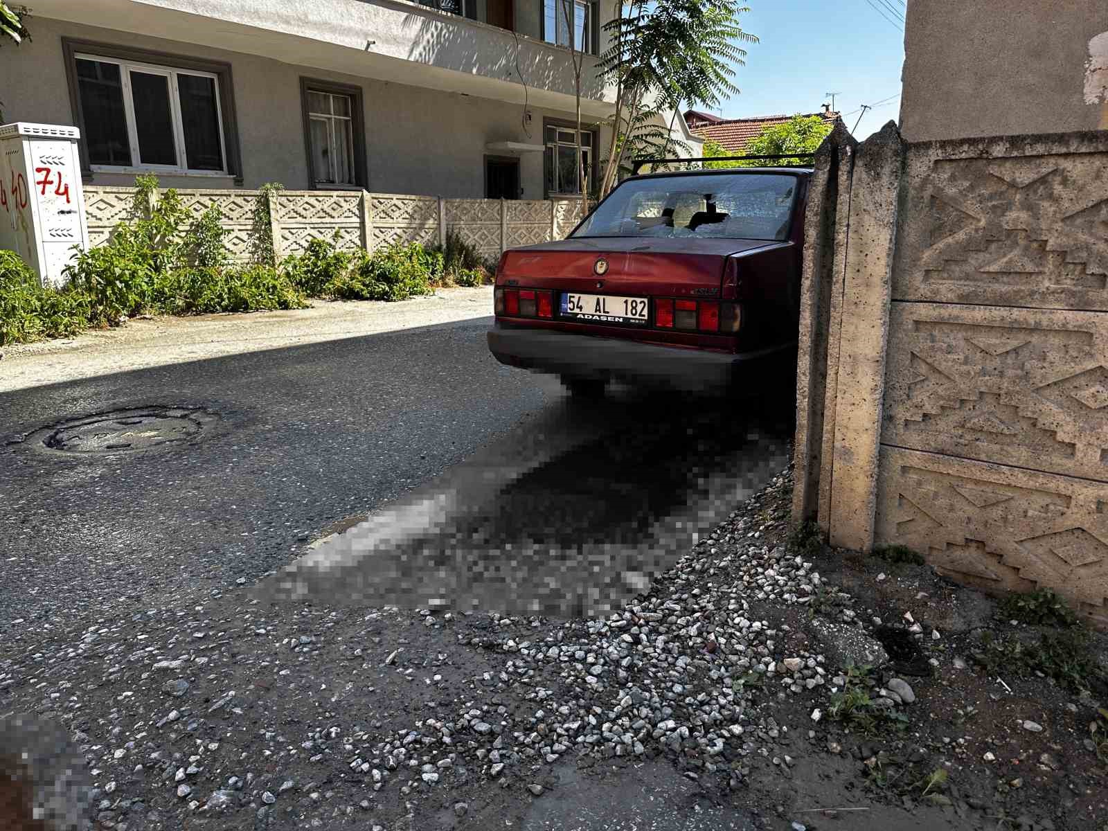Sakarya’da husumetli şahıslar arasında silahlı çatışma: 1 ölü, 1 yaralı