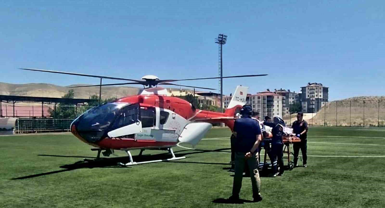 Malatya’da parmağı kopan kadın hava ambulansıyla sevk edildi