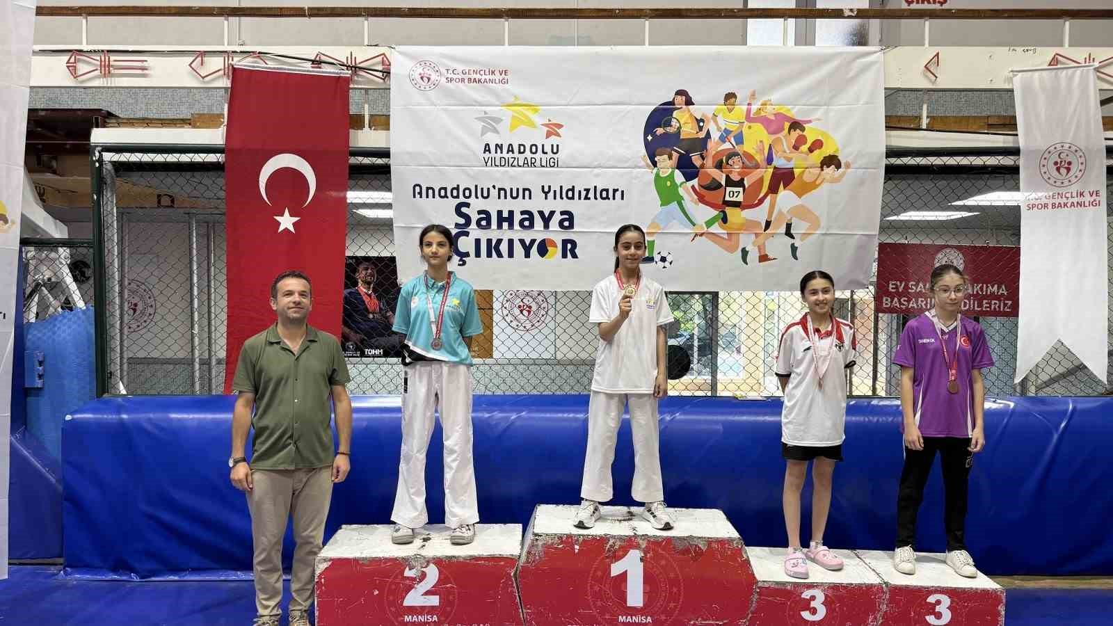 Manisa’da düzenlenen ANALİG Karate Müsabakaları tamamlandı