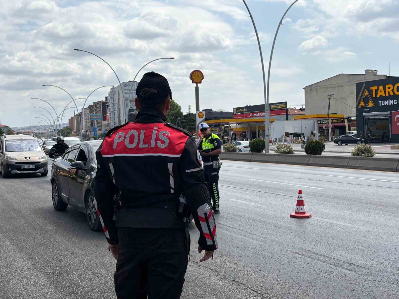 NATO zirvesi kapsamında Ankara’daki trafik denetimleri devam ediyor