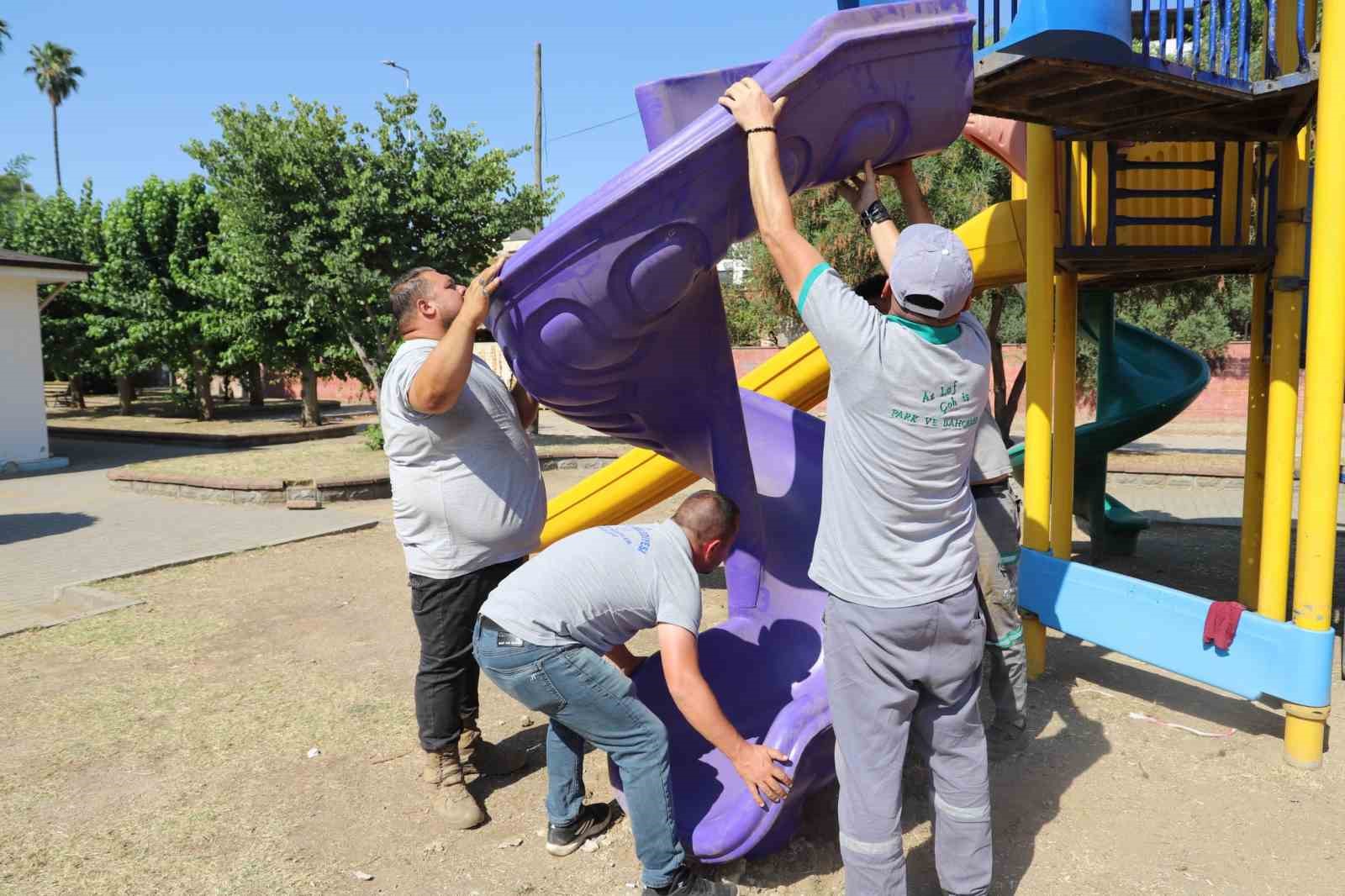 Nazilli’de oyun parkları bakıma alındı