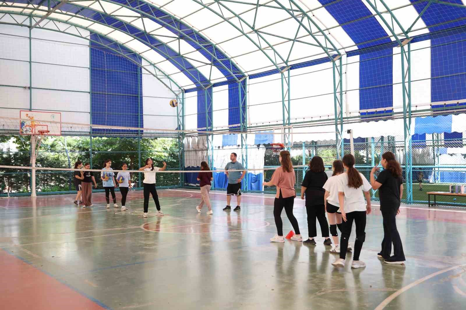 Merkezefendi Belediyesi Yaz Spor Okullarında yüzler gülüyor