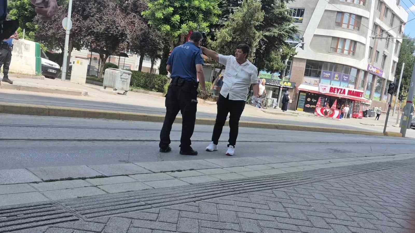 Eskişehir’de akrabalar arasında kavga: 2 yaralı