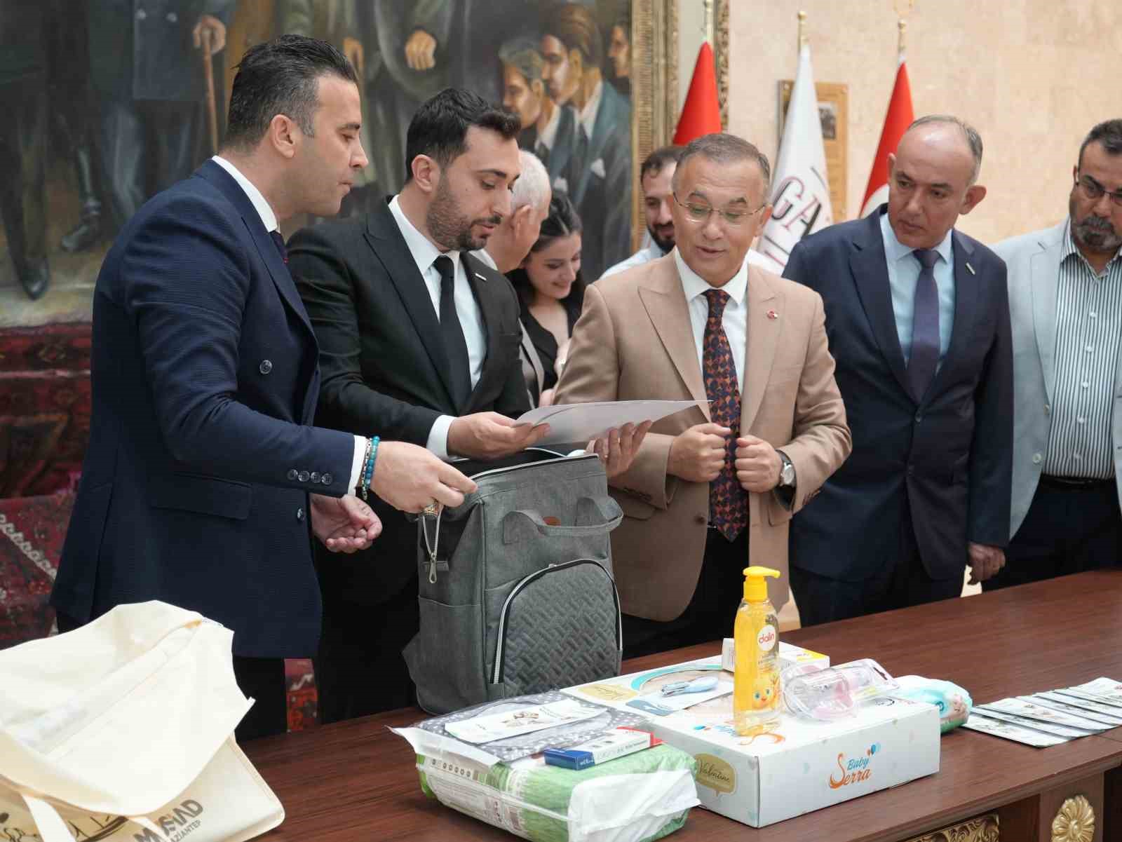 MÜSİAD Gaziantep Şubesi "Aileye bereket, çocuğa destek" protokolünü imzaladı