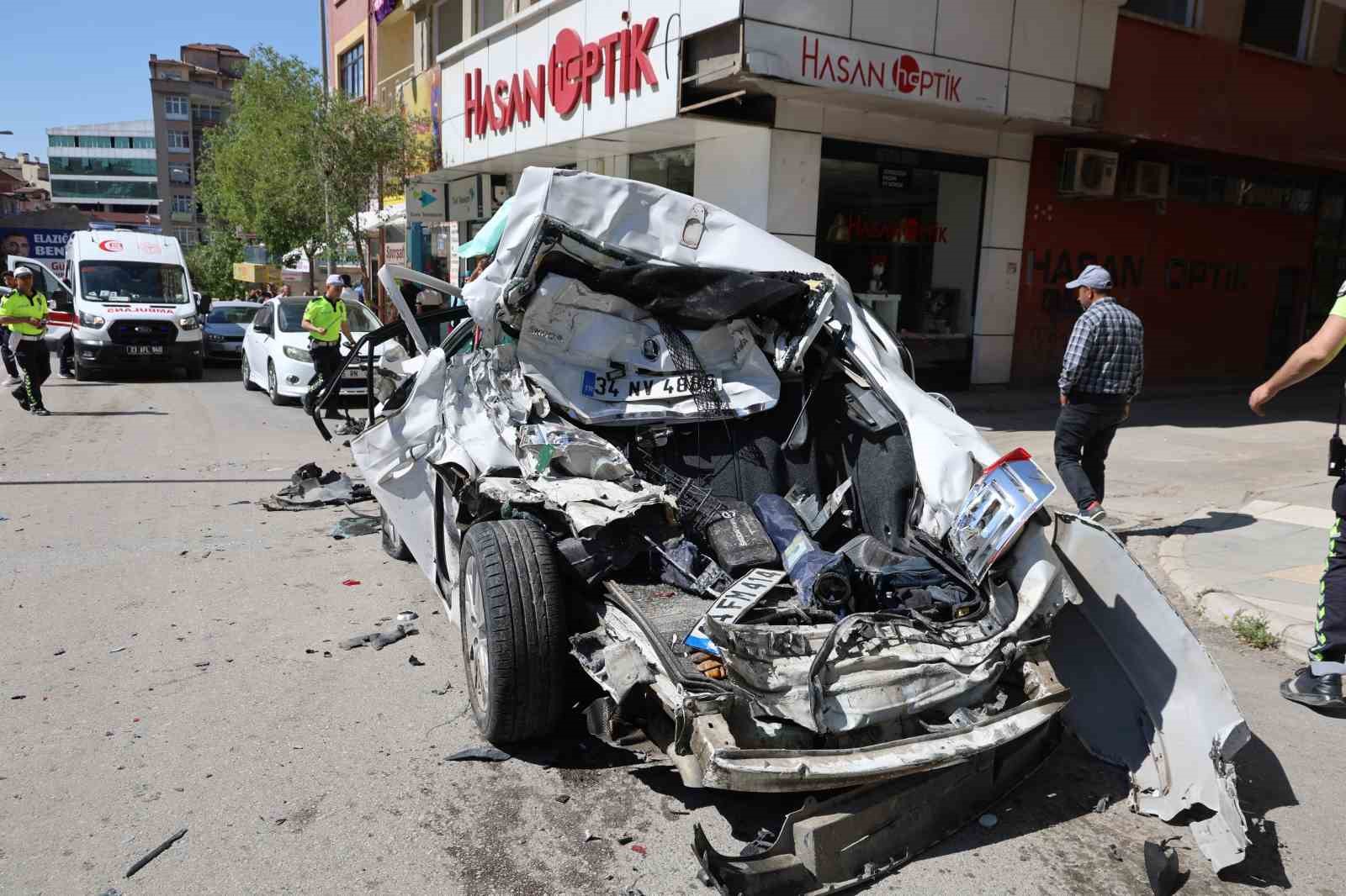 Elazığ’da yılın ilk 6 ayında bin 679 kaza meydana geldi: 4 kişi hayatını kaybetti