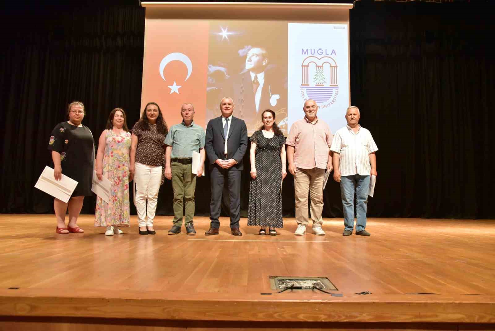 MSKÜ’de akademik ve idari personel için gurur günü