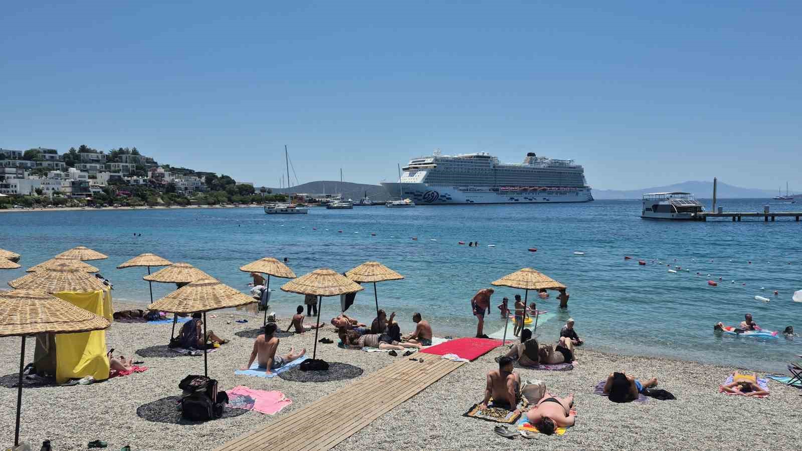 Bodrum’a 1532 yolcu ile geldi
