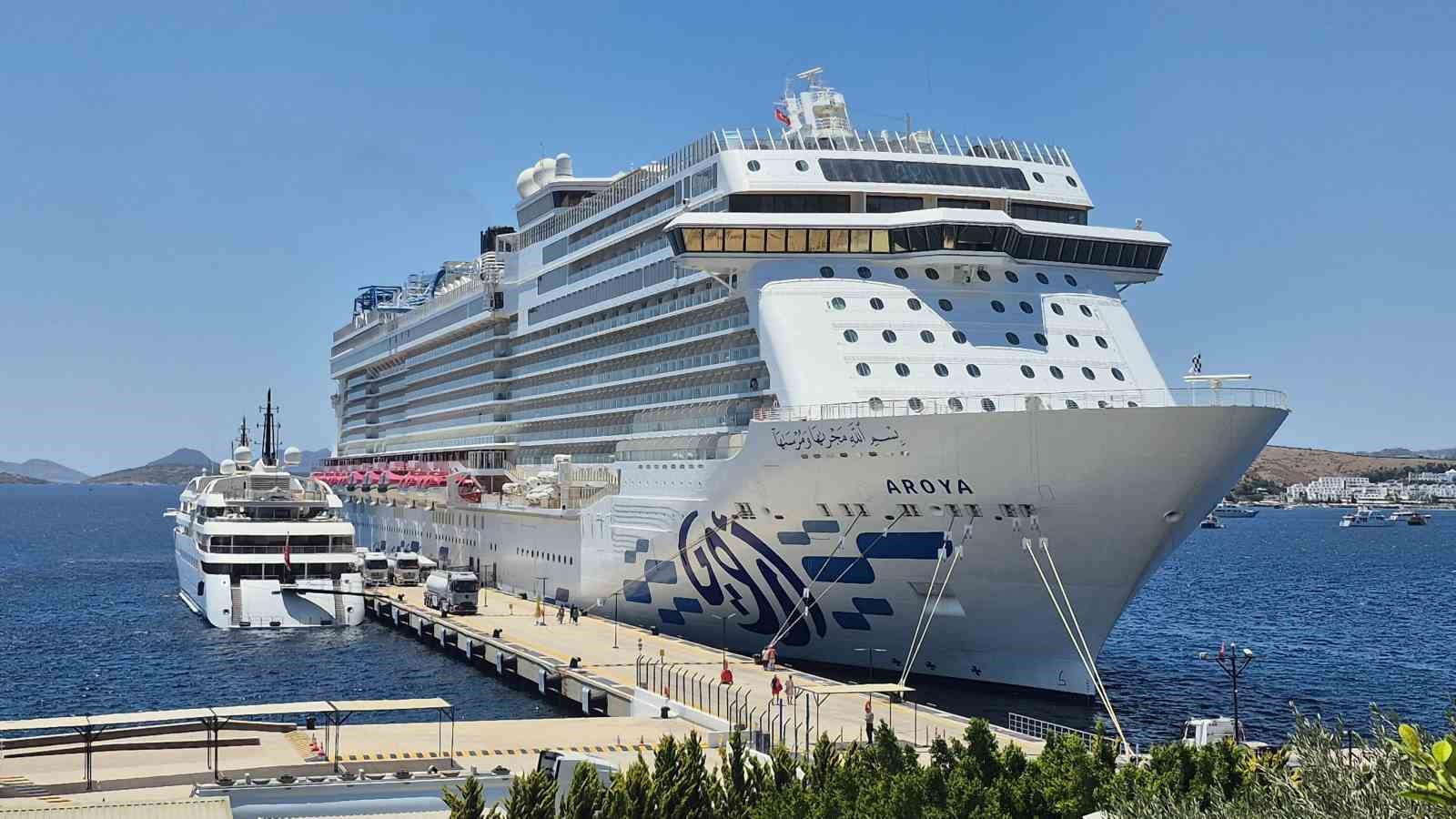 Bodrum’a 1532 yolcu ile geldi