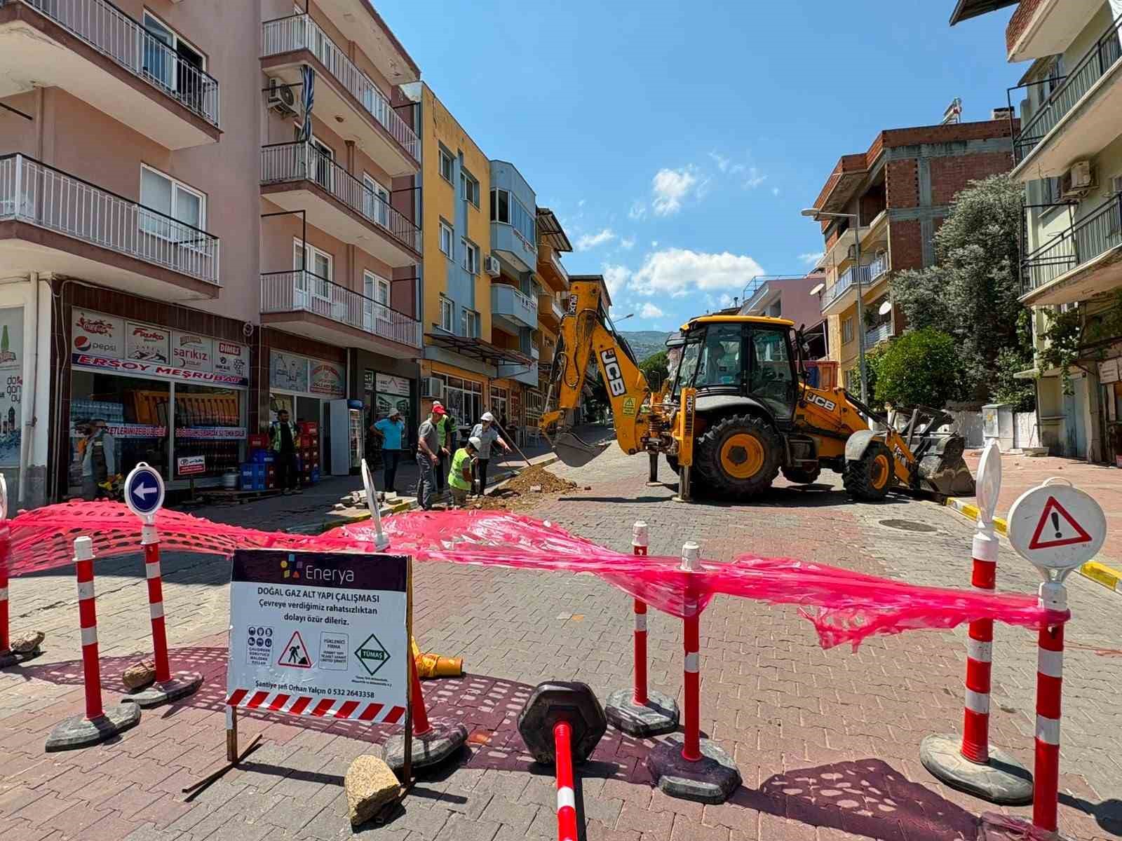 Bozdoğan’da doğalgaz için ilk kazma vuruldu