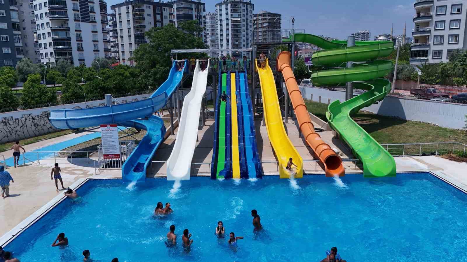 Mezitli Belediyesi Su Parkı yaz sezonuna kapılarını açtı
