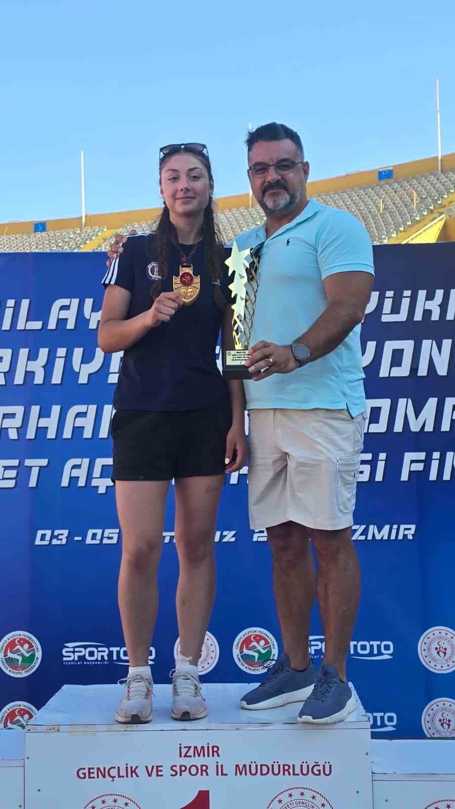 Aydınlı atletler, Türkiye Şampiyonası’ndan madalyayla döndü
