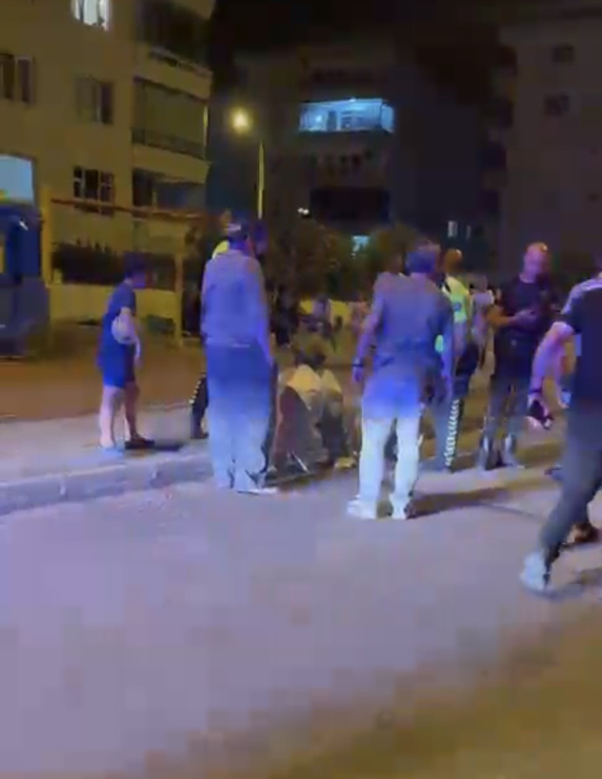 Mudanya’da genç kıza jiletli saldırı: Şüpheli kadın gözaltına alındı