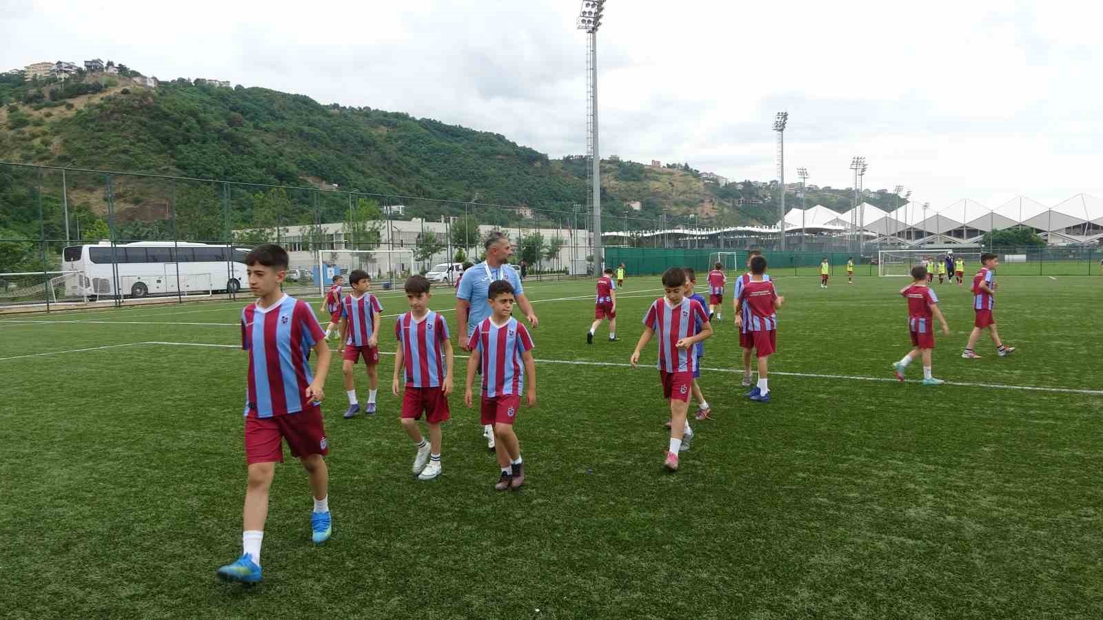 Trabzonspor Futbol Okulları Yaz Kampı başladı